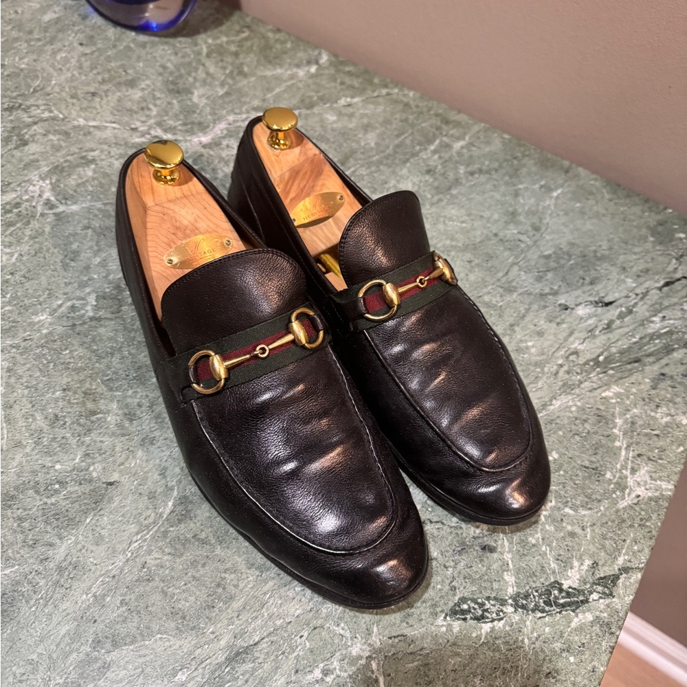Gucci Black and Gold Horsebit Loafers